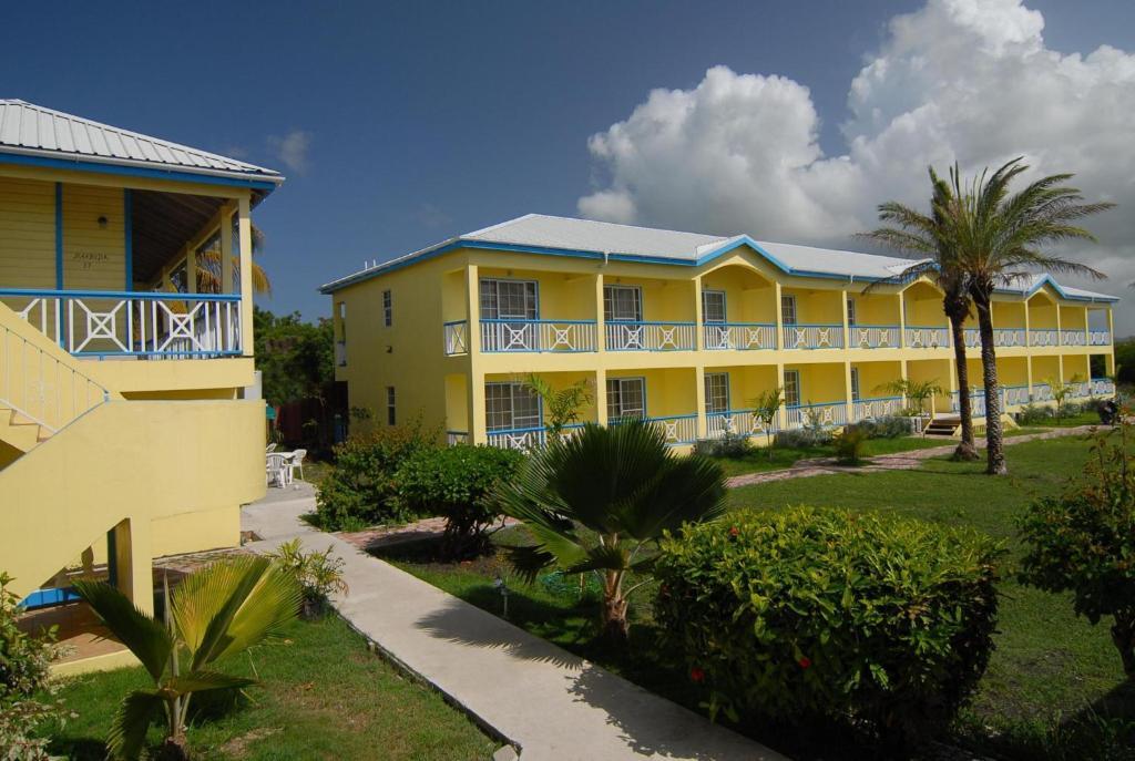 Anchorage Inn Dickenson Bay エクステリア 写真