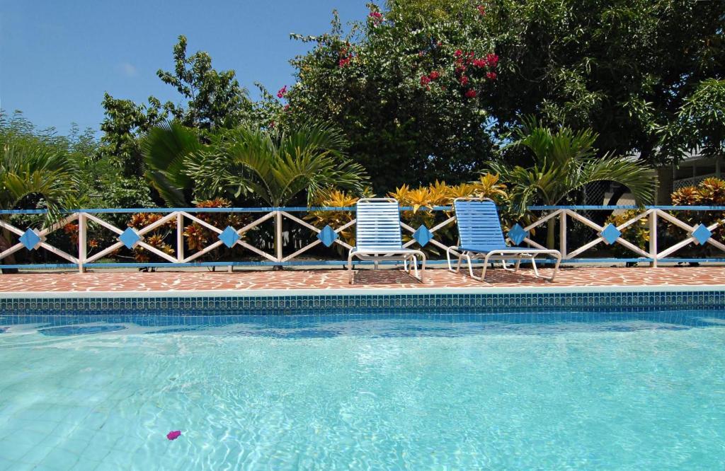 Anchorage Inn Dickenson Bay エクステリア 写真