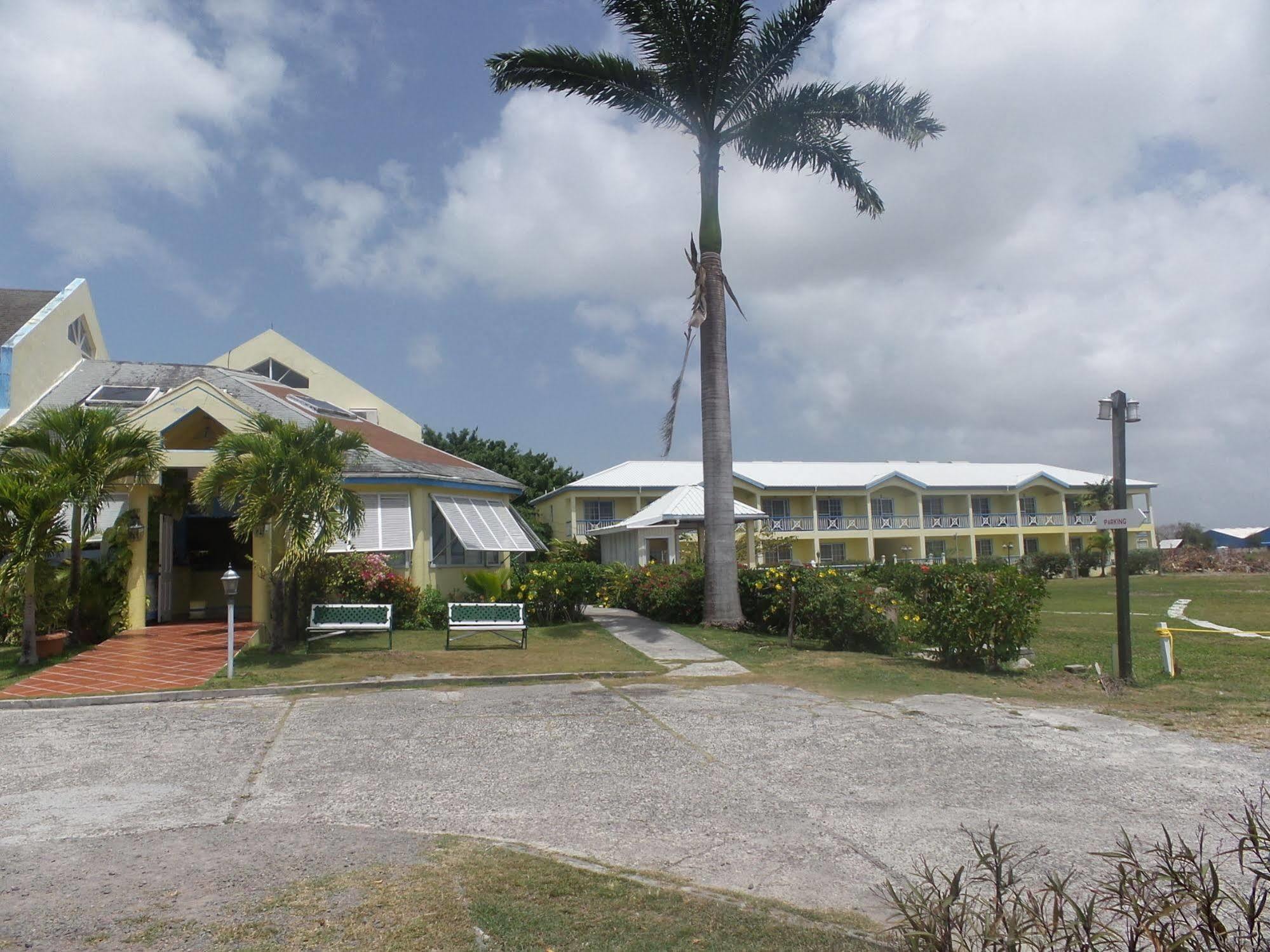 Anchorage Inn Dickenson Bay エクステリア 写真