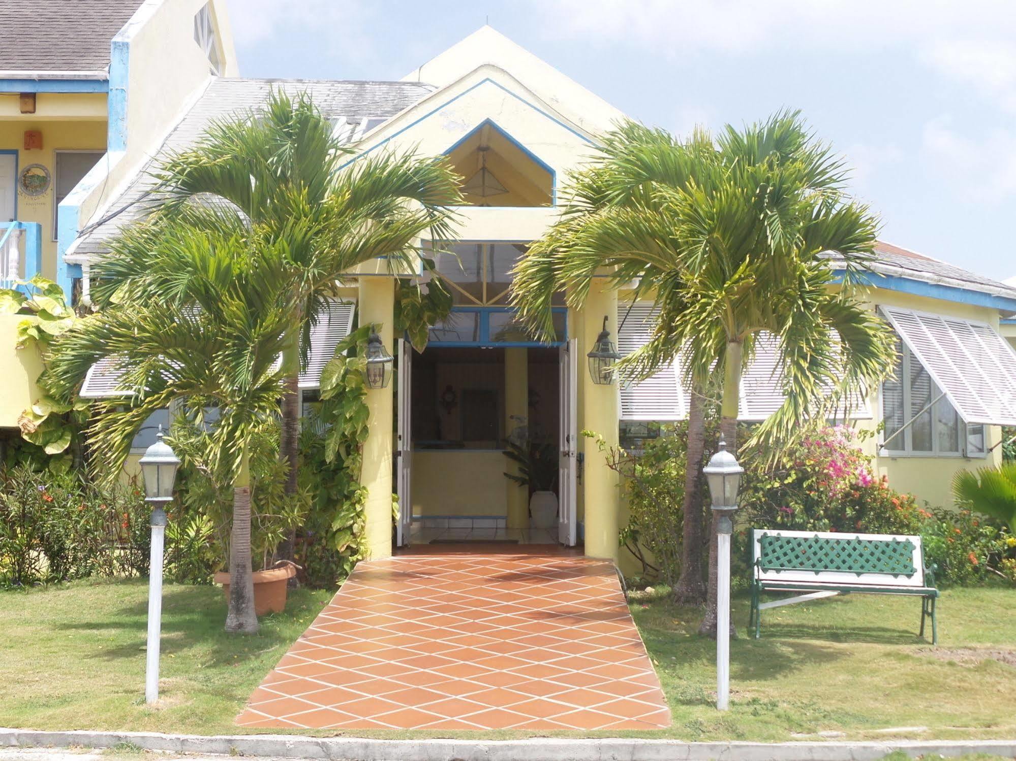 Anchorage Inn Dickenson Bay エクステリア 写真