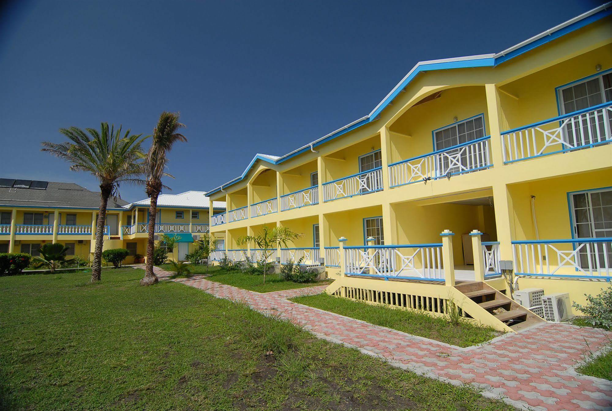 Anchorage Inn Dickenson Bay エクステリア 写真