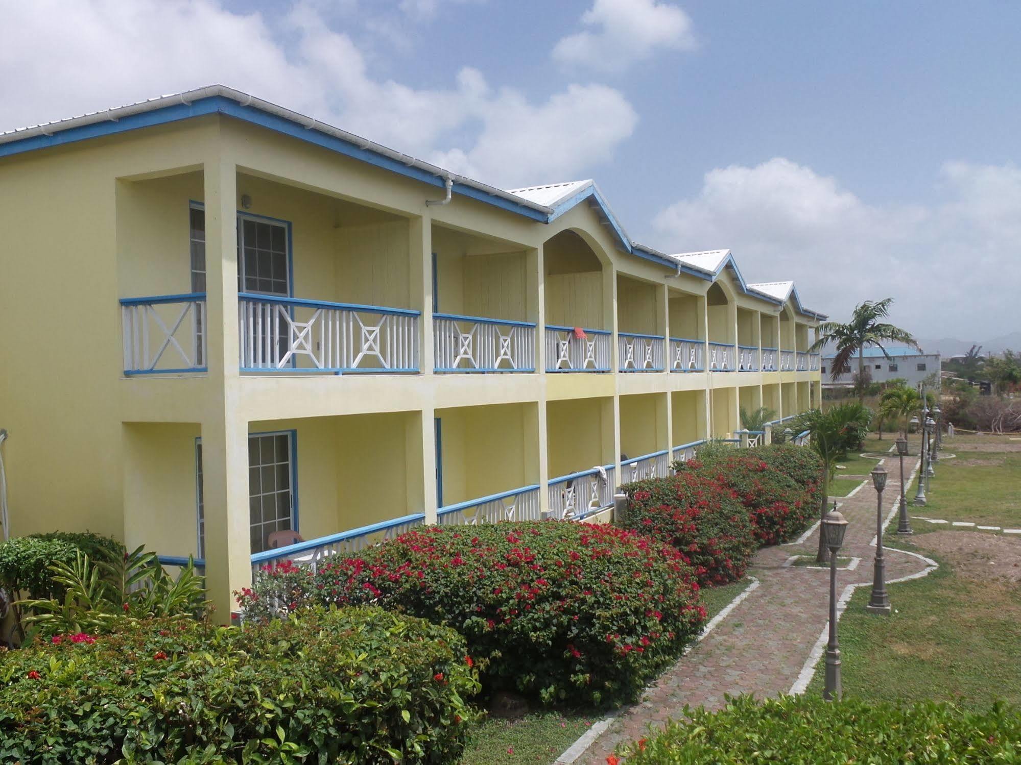 Anchorage Inn Dickenson Bay エクステリア 写真